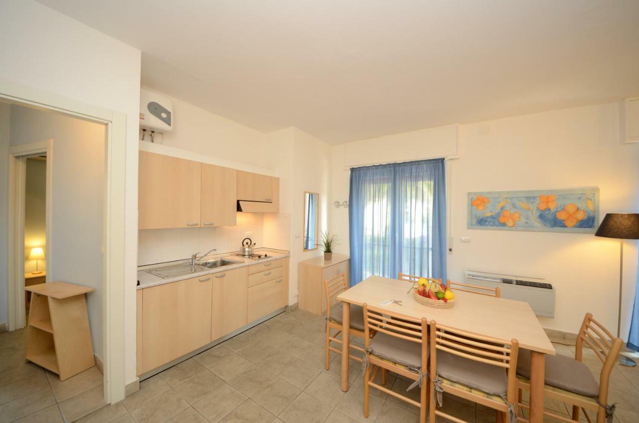 Residence Il Gabbiano Вариготти Экстерьер фото